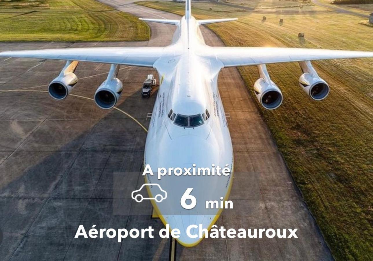 Le Design ⸱ Stationnement Gratuit ⸱ Fibre